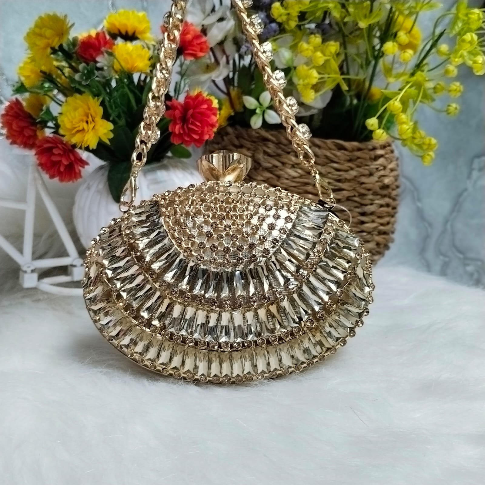Round Shape Party Purse