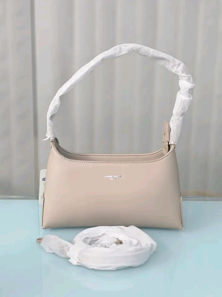 David Jones Luxurious Shoulder Bag (8210)