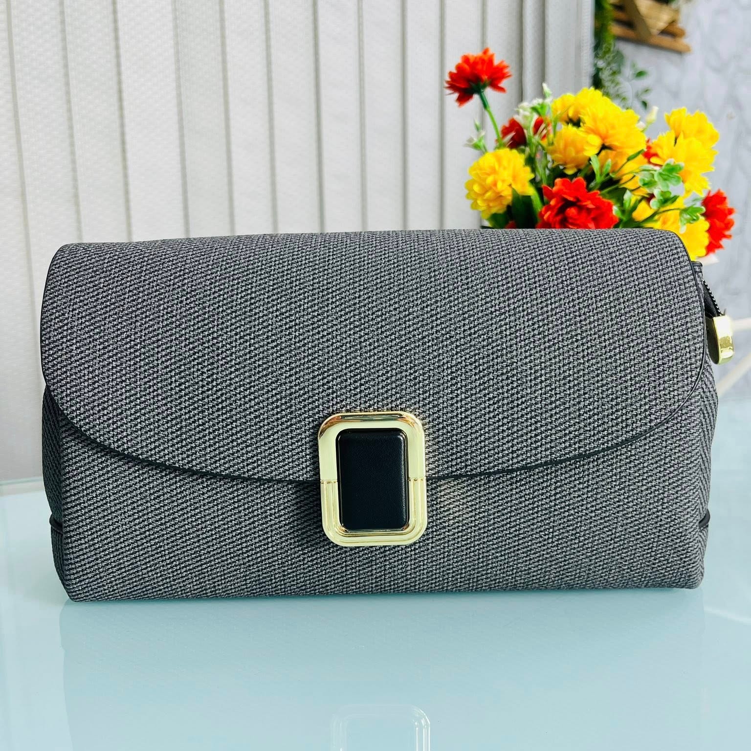 Luxurious Leather Hand Bag with Long Belt – Black