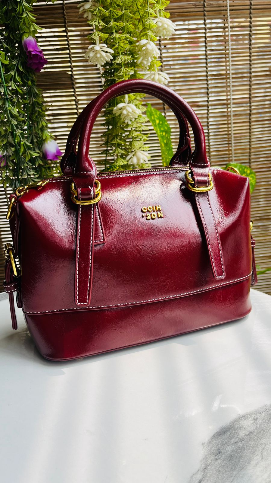 COIH  '2DN Premium Hand Bag