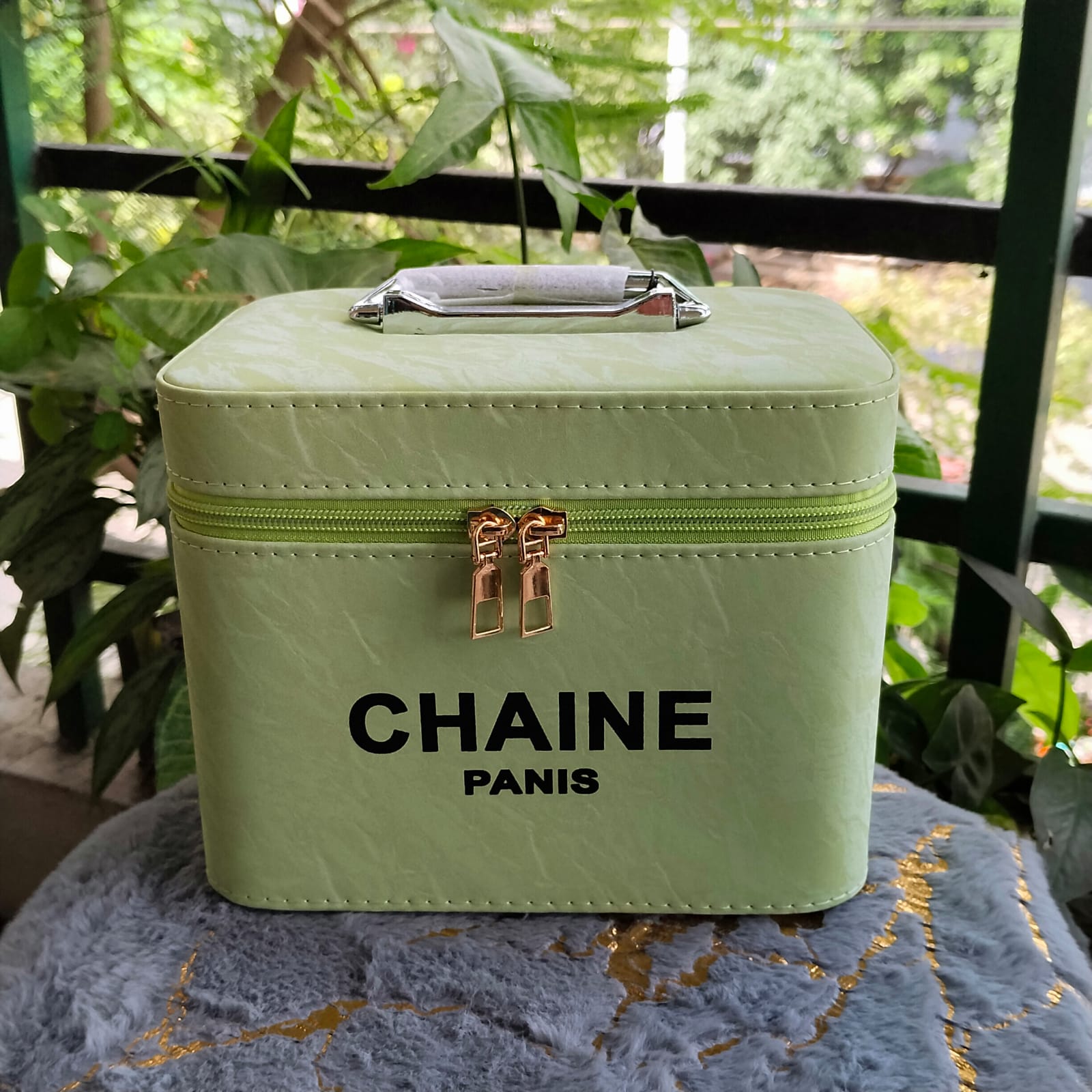 Chaine Panis Luxury Makeup Organizer – Compact Elegance (8.5"/6.5")